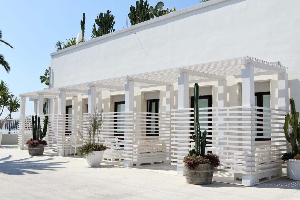 La Bella Trani - Suites And B&B Eksteriør billede